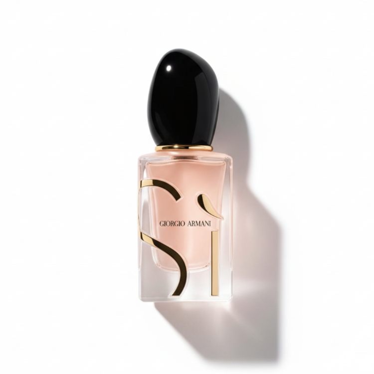 Giorgio Armani Si Eau de Parfum 100ml - elegant frosted glass bottle with black cap, luxury women's fragrance